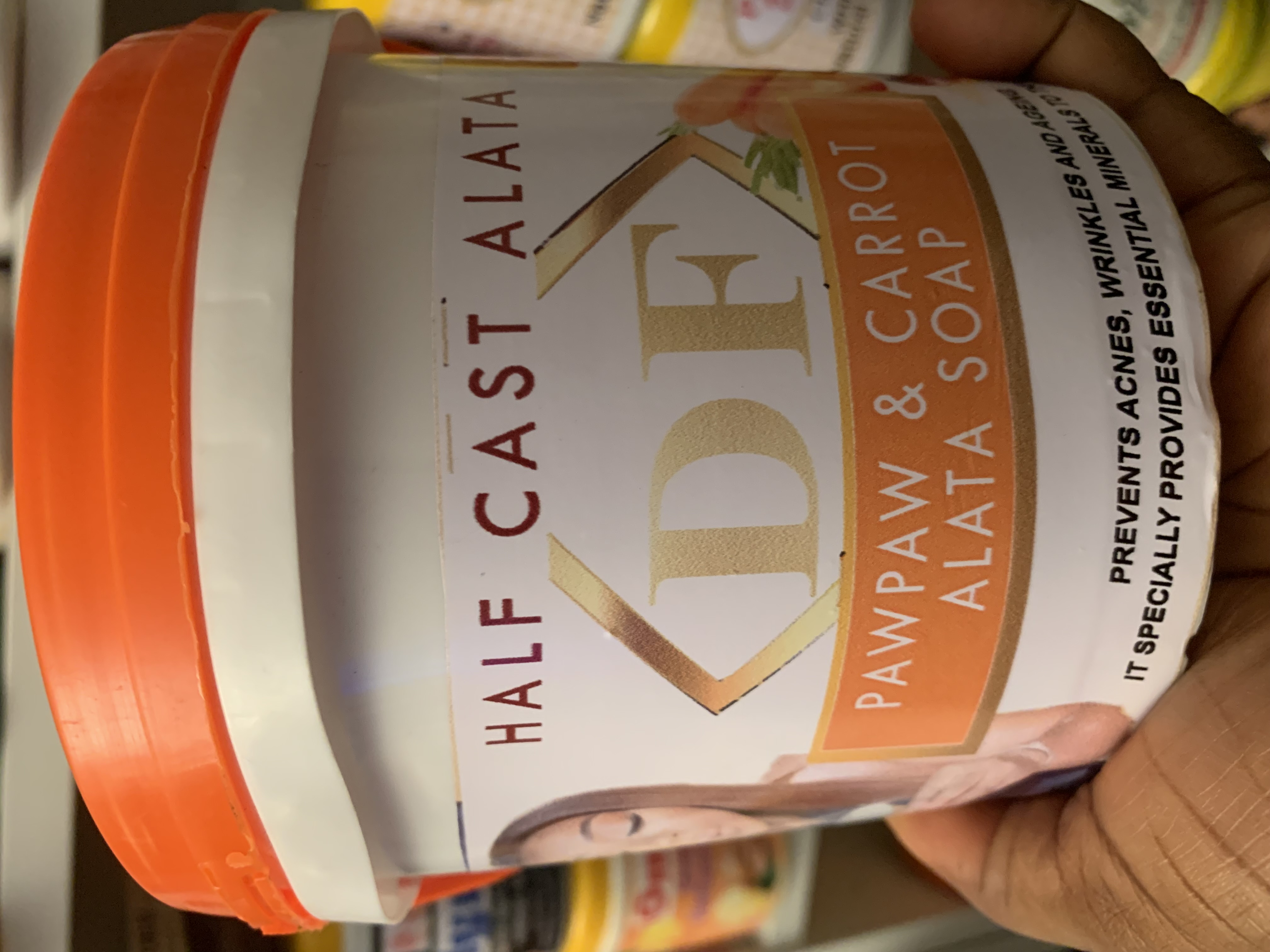 Half cast Alata paw paw& carrot soap