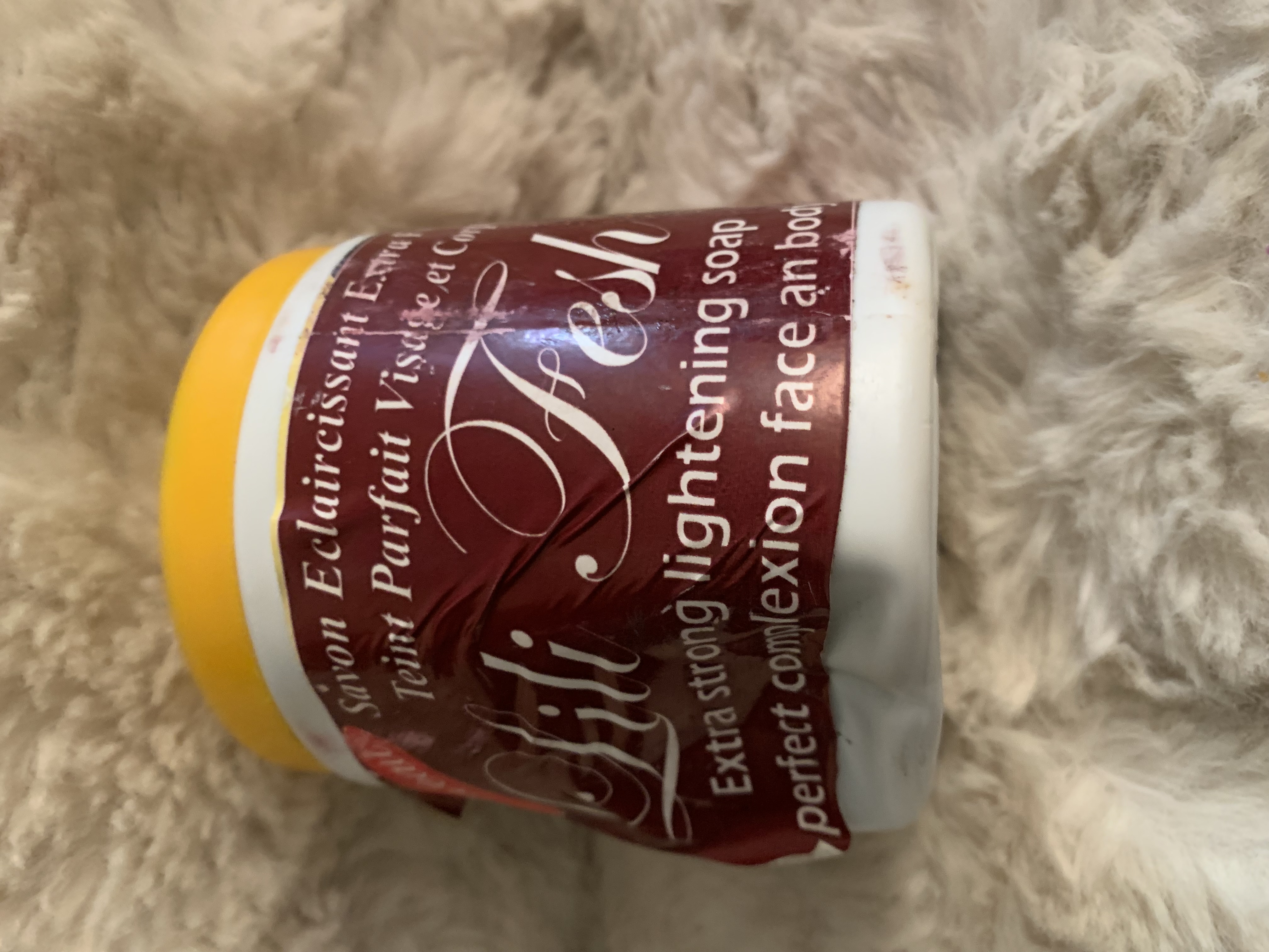Lili fresh extra strong lightening soap